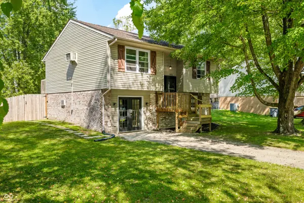 312 Juliann DR, Seymour, IN 47274