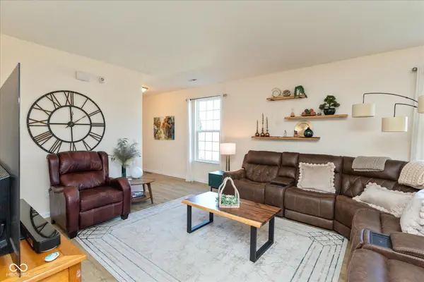 4032 Cairo WAY, Avon, IN 46123