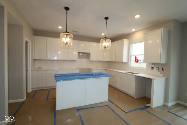 4281 Hayden Valley DR, Bargersville, IN 46106