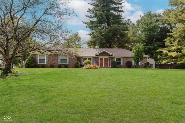 7995 Continental DR, Mooresville, IN 46158