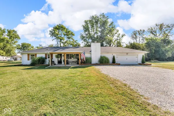 8103 N Maple DR,  Mooresville,  IN 46158