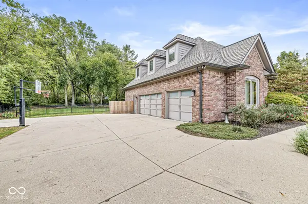 3986 Chadwick DR, Carmel, IN 46033