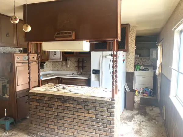 223 W 11th ST, Lapel, IN 46051