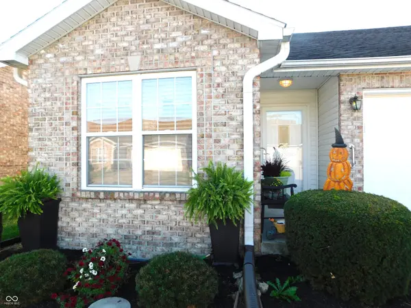 1049 E Crown Pointe BLVD, Greensburg, IN 47240
