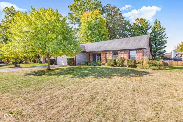 2340 Lincoln DR, Cicero, IN 46034
