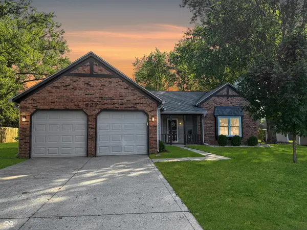 827 Sable Ridge DR, Greenwood, IN 46142