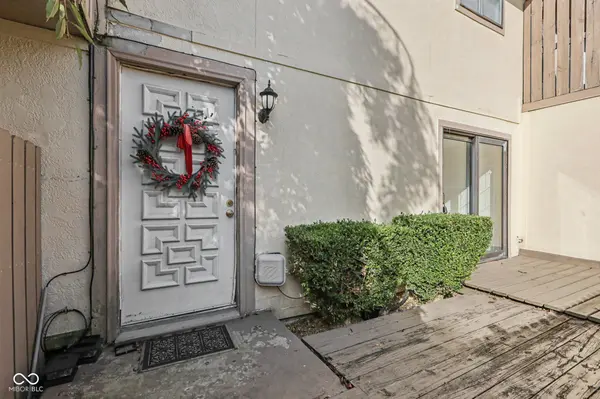 2805 Del Prado DR, Indianapolis, IN 46227