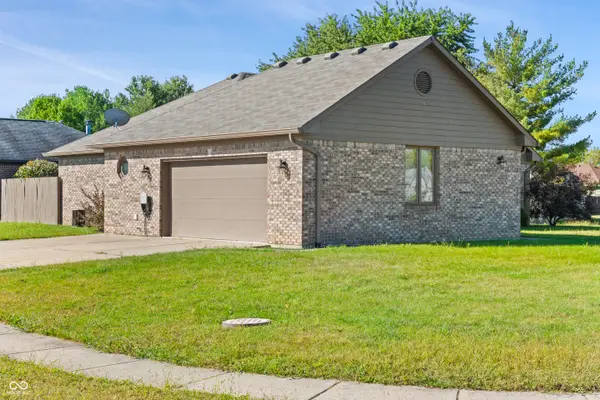 1433 Temple DR, Danville, IN 46122