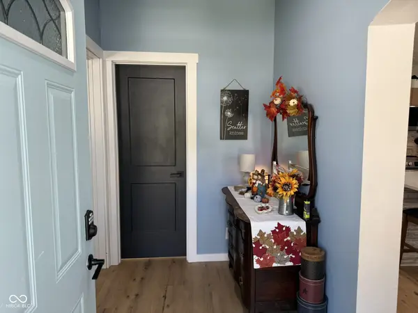 105 W Jackson ST, Fairland, IN 46126
