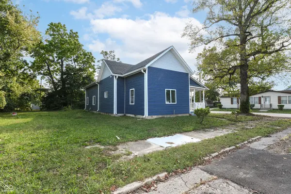 901 E 1st ST, Muncie, IN 47302
