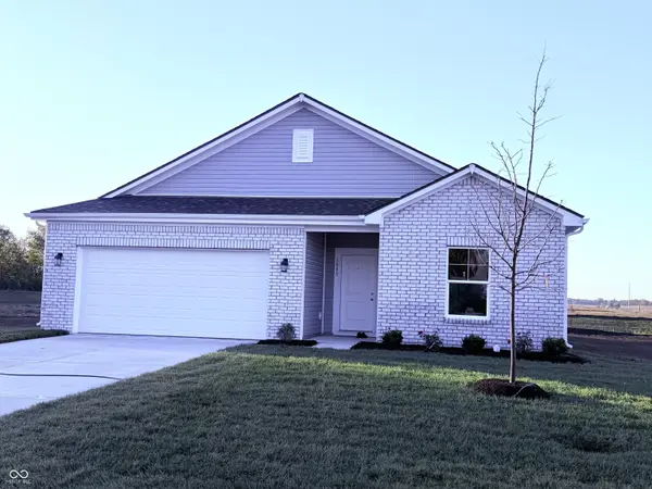 1945 Stella Rock CT,  Columbus,  IN 47201