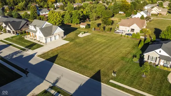 331 Fox Trail DR, Pittsboro, IN 46167
