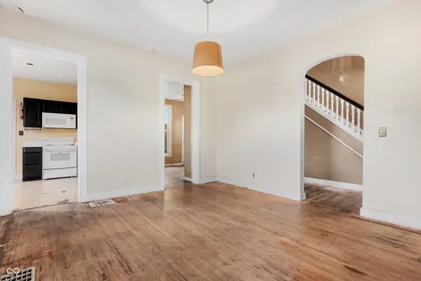 832 W 4th ST, Anderson, IN 46016