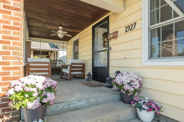 1927 Gerrard AVE, Speedway, IN 46224