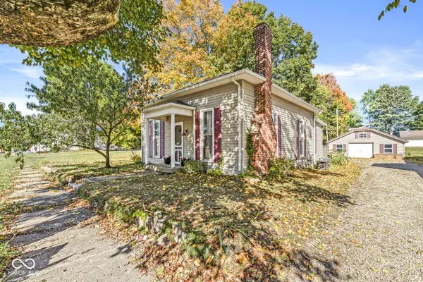 208 W Main ST, Mount Summit, IN 47361