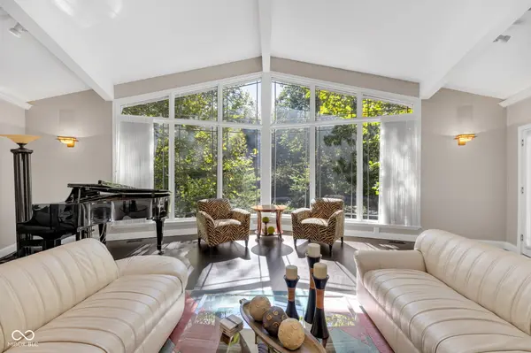 6255 Sycamore Hill, Indianapolis, IN 46220