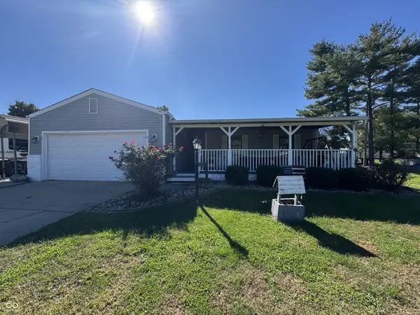 1255 E Longwood, Shelbyville, IN 46176