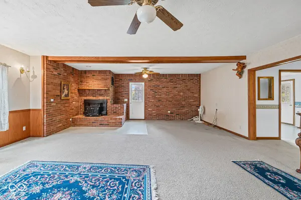 303 E Beech ST, Ambia, IN 47917