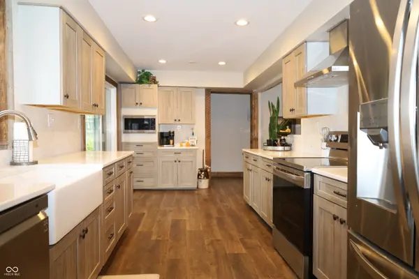 10420 E 211th ST, Noblesville, IN 46062