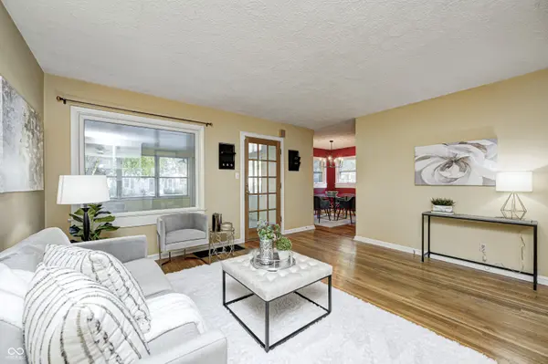 6115 Indianola AVE, Indianapolis, IN 46220