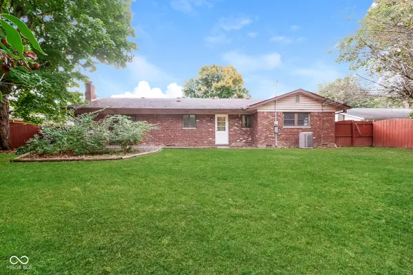 1429 Roseway DR, Indianapolis, IN 46219
