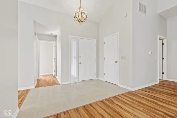 8150 Silk CIR, Indianapolis, IN 46256
