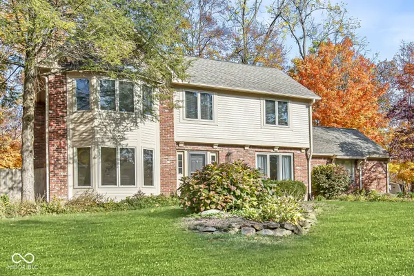 102 Glasgow LN, Noblesville, IN 46060