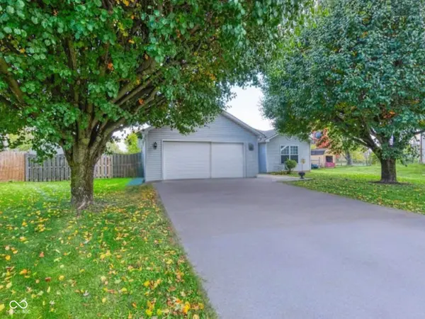 3929 Pebble Beach CT, Franklin, IN 46131