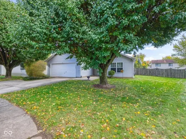 3929 Pebble Beach CT, Franklin, IN 46131
