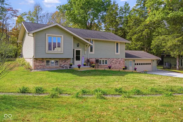 1785 W Brownstown RD, North Vernon, IN 47265