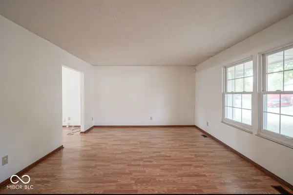 5684 Colonist CIR, Indianapolis, IN 46254