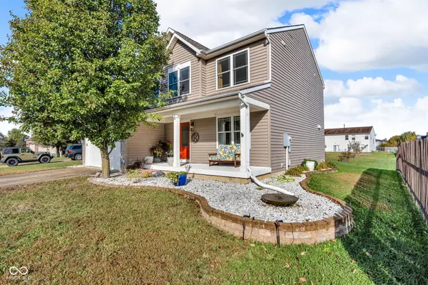 3896 Woods Bay LN, Plainfield, IN 46168