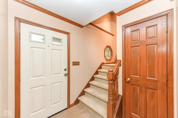 9919 Harbour Pines CT, Indianapolis, IN 46256
