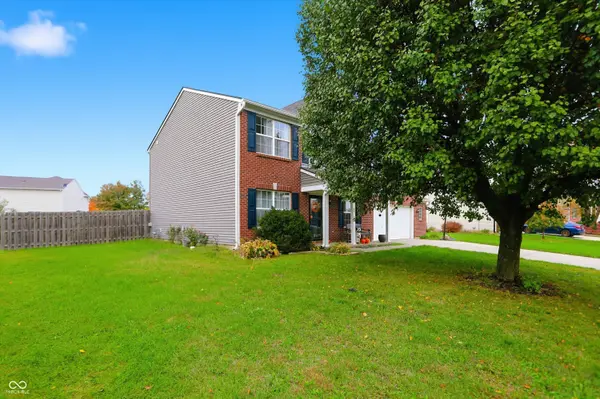 2352 S Logan DR, New Palestine, IN 46163