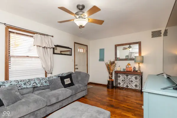 14319 W Daleville RD, Daleville, IN 47334