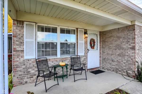 6375 Village Oak CT, Indianapolis, IN 46236