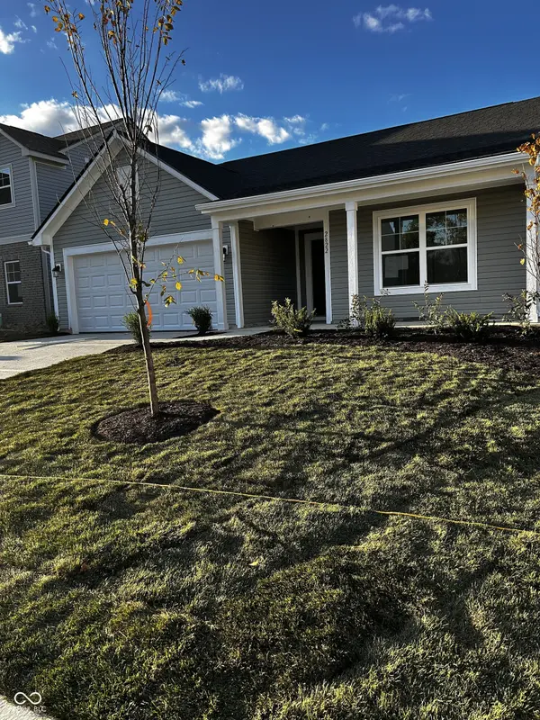 2822 Emerald ST, Indianapolis, IN 46268