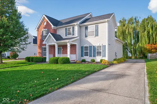 11502 Hearthstone DR, Fishers, IN 46037