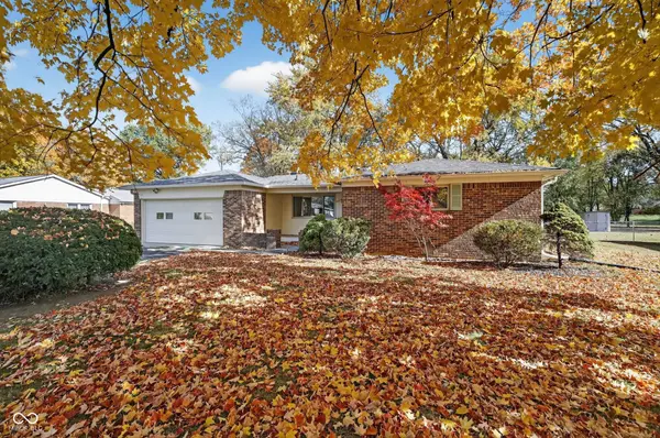 8073 Wallingwood DR, Indianapolis, IN 46256