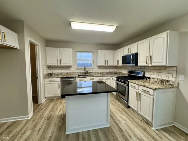 13125 Zinfandel PL, Fishers, IN 46038