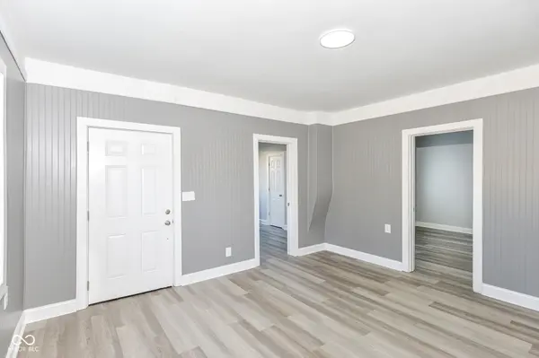 2009 S L ST, Elwood, IN 46036