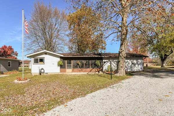 206 Winding DR, Alexandria, IN 46001