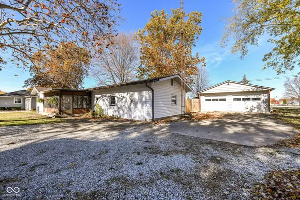 206 Winding DR, Alexandria, IN 46001