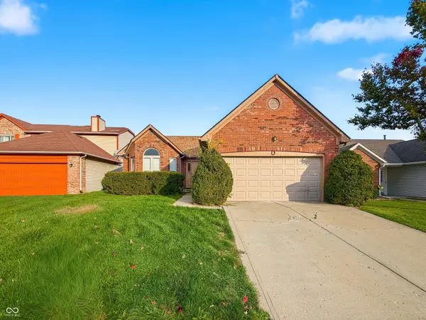 1547 Parkthorne DR, Indianapolis, IN 46229