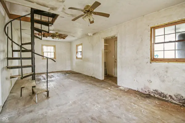 415 S Poplar ST, Brownstown, IN 47220