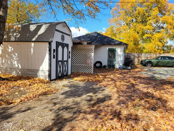 200 N Clay ST, Edinburgh, IN 46124