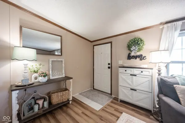 52 Inman DR, Ingalls, IN 46048