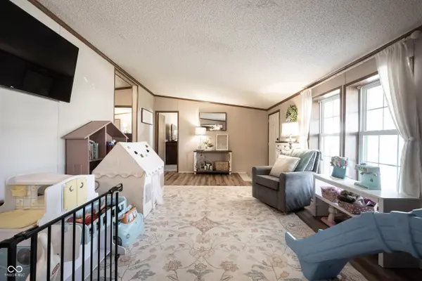 52 Inman DR, Ingalls, IN 46048