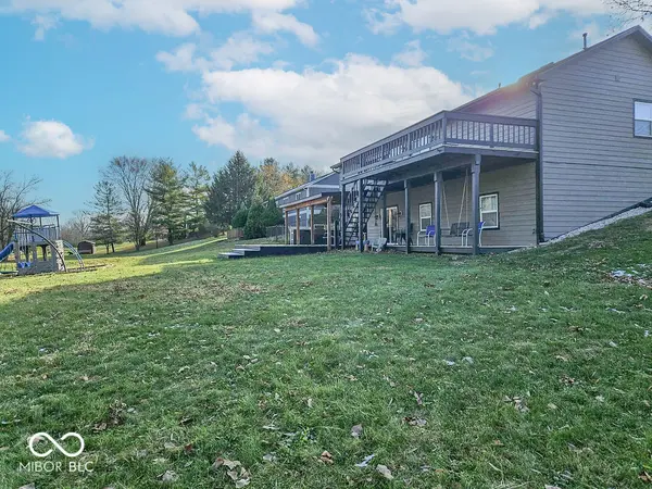 2812 E County Road 100 N, Danville, IN 46122