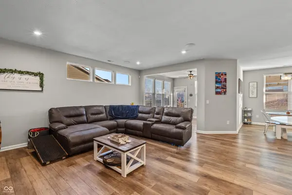 5807 Walkabout WAY, Brownsburg, IN 46112
